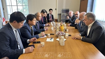 Thúc đẩy hợp tác nông nghiệp, giáo dục và ứng phó biến đổi khí hậu giữa Việt Nam - Pháp