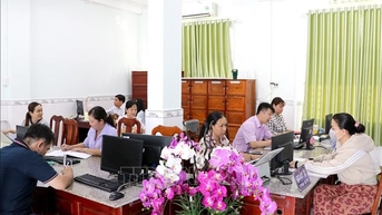 បង់​ប្រាក់​អត្ថប្រយោជន៍​ជា​បន្ទាន់​ដល់​អ្នក​ដែល​ឈប់​ពី​ការងារ​តាម​ក្រឹត្យ​លេខ ១៧៨ មុន​ថ្ងៃ​ទី ១៥ ខែ​តុលា