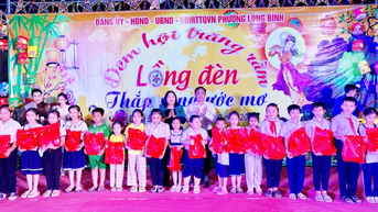 Long Binh Ward ផ្តល់អំណោយពាក់កណ្តាលរដូវស្លឹកឈើជ្រុះចំនួន 300 ដល់កុមារ