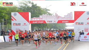 អត្តពលិកចំនួន 13,000 នាក់មកពី 51 ប្រទេសចូលរួមក្នុងព្រឹត្តិការណ៍ Techcombank Hanoi Marathon 2025