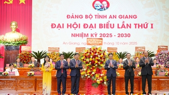 2025-2030년 임기 안장성 당위원회 제1차 대회에서 판 반 장 장군의 연설 전문