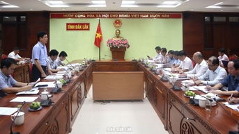 គណៈប្រតិភូក្រសួងសំណង់បានធ្វើការជាមួយគណៈកម្មាធិការប្រជាជនខេត្ត Dak Lak លើវិស័យដឹកជញ្ជូន។