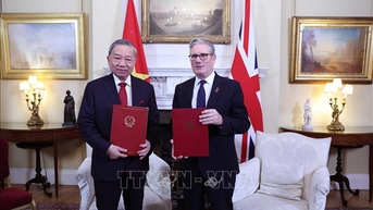 Tuyên bố chung về việc nâng cấp quan hệ Việt Nam - Anh lên Đối tác Chiến lược toàn diện