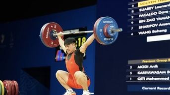 Lực sĩ 16 tuổi Nguyễn Thành Duy xuất sắc đoạt HCV