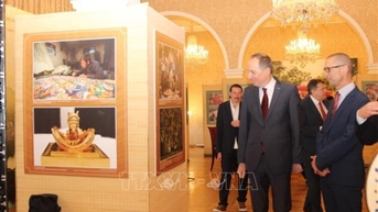 'Di sản văn hóa Việt Nam - Bảo tồn và phát triển': Hơi thở Việt giữa lòng châu Âu