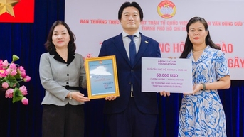 TP HCM tiếp nhận hơn 174 tỉ đồng ủng hộ đồng bào bị thiệt hại do bão, lũ