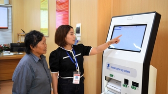 Tận lòng với dân