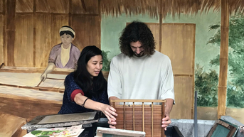 Giữ hồn giấy dó tưởng chừng đã "ngủ quên"