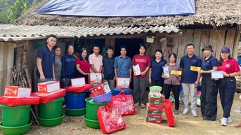 Trên 96 triệu đồng hỗ trợ người dân xã Kiến Thiết