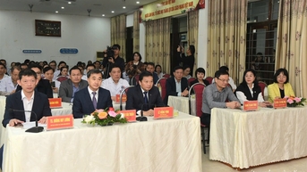 Bộ Y tế và UBND tỉnh Nghệ An trao Bằng khen cho 1 tập thể, 8 cá nhân dũng cảm bảo vệ bệnh nhân tại Bệnh viện Sản Nhi Nghệ An