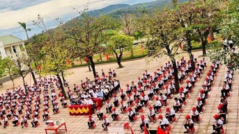 Hiệu trưởng tại Hà Tĩnh lên tiếng về khoản vận động gần 1 tỷ đồng