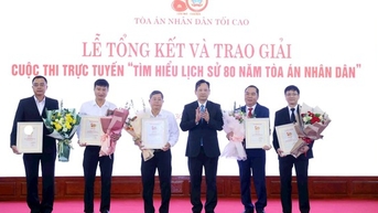 11 tập thể, cá nhân đạt giải trong cuộc thi trực tuyến 'Tìm hiểu lịch sử 80 năm Tòa án nhân dân'