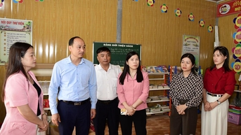 Đoàn giám sát HĐND tỉnh làm việc tại xã Kiên Đài