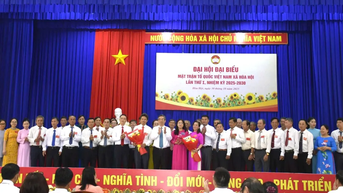 Mặt trận phải sống cùng dân, không hình thức