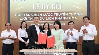 Báo và Phát thanh, Truyền hình Khánh Hòa và Vietravel Khánh Hòa ký kết hợp tác chiến lược truyền thông giới thiệu du lịch