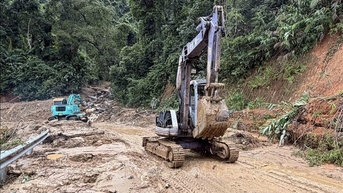 Chạy đua với thời tiết, nỗ lực thông tuyến vào Ngọc Linh (Quảng Ngãi)
