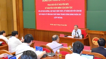 Kỳ 2: Xây dựng đội ngũ cán bộ đáp ứng yêu cầu của thời kỳ mới: Cần giải pháp gì?