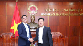 Giúp học sinh, sinh viên tiếp cận nền tảng học tập trực tuyến toàn cầu