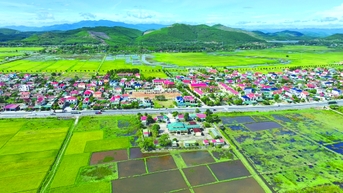 Đổi thay diện mạo quê hương từ sức mạnh lòng dân