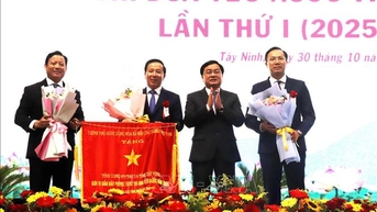 Khơi dậy tinh thần cống hiến, sáng tạo trong mọi tầng lớp nhân dân