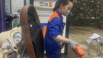 Giá xăng dầu đồng loạt tăng mạnh từ 15h00 chiều 30/10 - Báo Cao Bằng điện tử