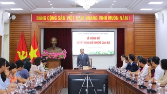 Bộ VHTTDL công bố và trao các quyết định bổ nhiệm cán bộ