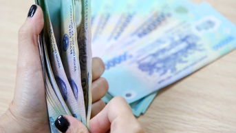 Đại biểu Quốc hội: Tăng lương để đảm bảo cuộc sống, thu hút nhân tài