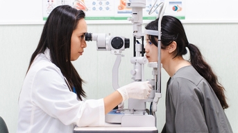 Lựa chọn phương pháp mổ cận an toàn: Góc nhìn từ chuyên gia