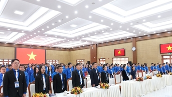 Tuổi trẻ UBND tỉnh Lâm Đồng tự hào, vững tin theo Đảng