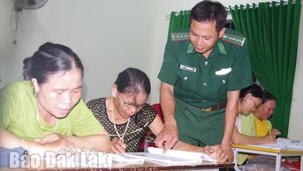 Đắk Lắk có 3 cá nhân được vinh danh tại chương trình “Chia sẻ cùng thầy cô” năm 2025