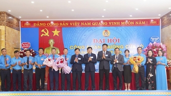 Phó Chủ tịch Tổng Liên đoàn Lao động Việt Nam dự Đại hội Công đoàn phường Cửa Lò