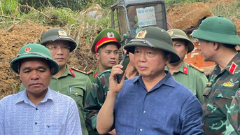 Phó Thủ tướng Trần Hồng Hà kiểm tra công tác khắc phục sạt lở Quảng Ngãi