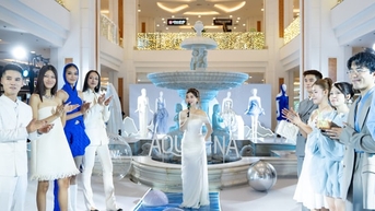 Độc đáo triển lãm thời trang và tương tác nghệ thuật giữa lòng Thủ đô