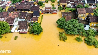 Thủ tướng: Dùng trực thăng tiếp tế cho dân bị cô lập do mưa lũ miền Trung