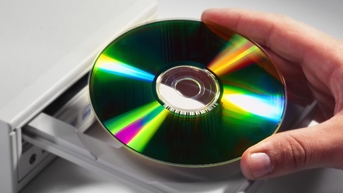 Ổ đĩa quang bỗng 'cháy hàng' sau khi Windows 10 khai tử