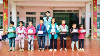 Thắp ánh sáng của tri thức giữa núi rừng Dào San