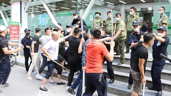 Y bác sĩ liên tục bị hành hung, làm sao bệnh viện là nơi an toàn?