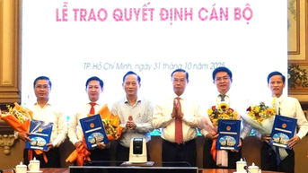 UBND TP HCM điều động, bổ nhiệm nhiều cán bộ lãnh đạo