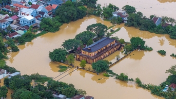 Đại Nội Huế ngập trong nước lụt, Phó thủ tướng yêu cầu bảo vệ di tích