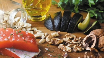 Chuyên gia y tế quốc tế kêu gọi hạn chế tối đa thịt trong chế độ ăn hằng ngày