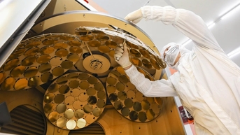 ការរៀបចំរចនាសម្ព័ន្ធកម្លាំងផលិតភាព និងការផ្លាស់ប្តូរទំនាក់ទំនងផលិតកម្មក្នុងយុគសម័យឌីជីថល៖ ការខិតជិតទ្រឹស្តីម៉ាក្សនិយម និងផលប៉ះពាល់គោលនយោបាយ (ផ្នែកទី II)