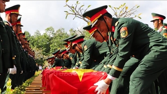 Cần Thơ tổ chức truy điệu, an táng 21 hài cốt liệt sĩ