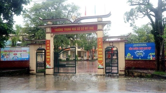 Khoảng 37.000 học sinh ở Hà Tĩnh nghỉ học do mưa lũ