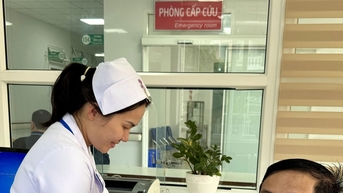 Khám sức khỏe đại biểu Lâm Đồng dự Đại hội XIV của Đảng