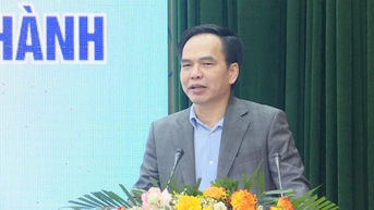 Tuyên truyền, phổ biến Luật Địa chất và Khoáng sản cho cán bộ