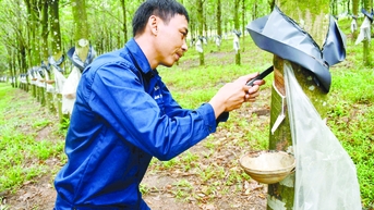 Người công nhân "hiểu thông, làm tốt"