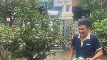 Người dân vùng ngập lụt Đà Nẵng trước nỗi lo thiếu nước sinh hoạt sau lũ