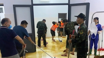 Bộ Tư lệnh Quân khu 5 yêu cầu cán bộ, chiến sĩ nhanh chóng giúp người dân khắc phục hậu quả lũ lụt, ổn định cuộc sống