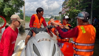 Lâm Đồng chung sức, đồng lòng giúp dân vượt lũ