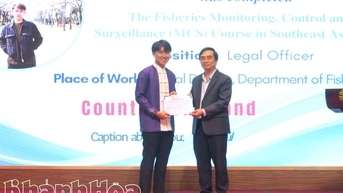 Bế giảng khóa tập huấn chống khai thác thủy sản bất hợp pháp